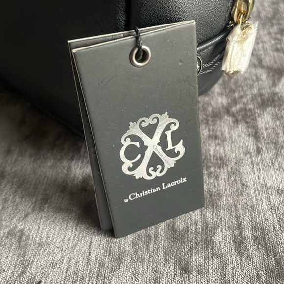 Christian Lacroix - Picture 6 of 9